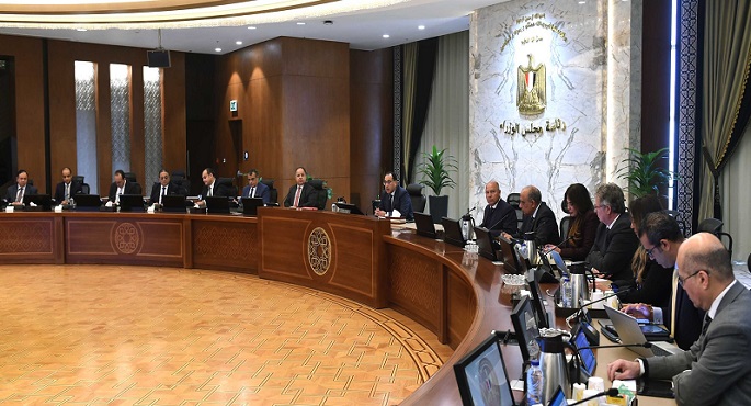 رئيس الوزراء يترأس الاجتماع الأول للمجلس الأعلى لصناعة السيارات