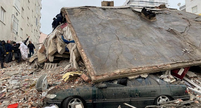 ضحايا زلزال تركيا يرتفعون إلى 20 ألفا و665 قتيلًا وأكثر من 80 ألف مصاب