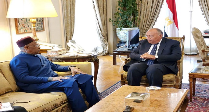 بالصور.. وزير الخارجية يستقبل الممثل الخاص للأمين العام للأمم المتحدة إلى ليبيا