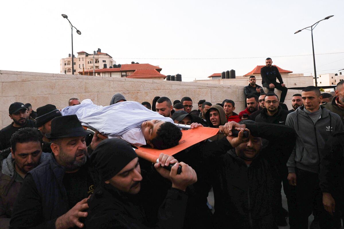 استشهاد طفل فلسطيني برصاص الاحتلال الإسرائيلي في جنين