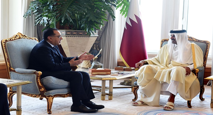 بالصور . أمير قطر لمدبولي: حريصون على تعزيز العلاقات الاقتصادية وزيادة حجم الاستثمارات في مصر