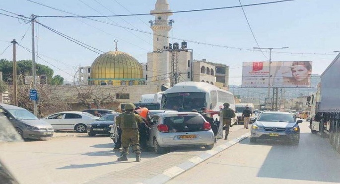 مقتل مستوطنين إسرائيليين في إطلاق نار في “نابلس” .. وقوات الاحتلال تغلق الحواجز الجنوبية