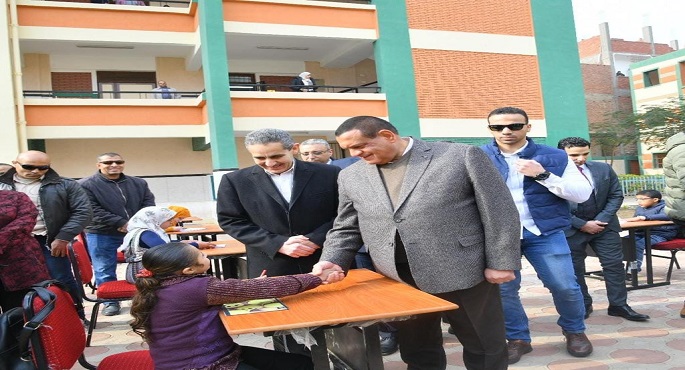 بالصور .. وزير التنمية المحلية ومحافظ الغربية يتفقدان مشروعات حياة كريمة بنهطاي