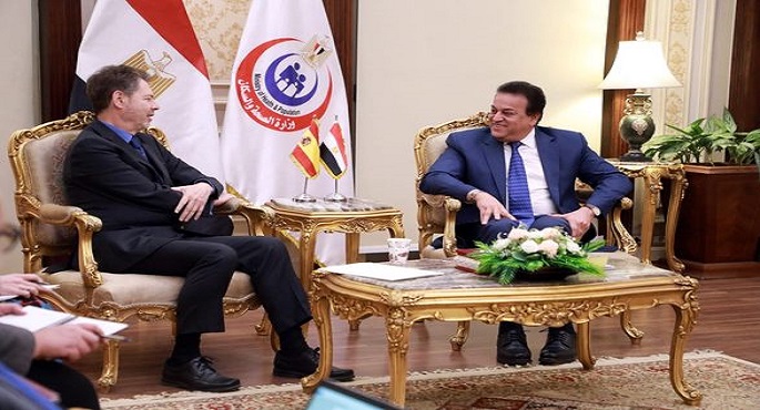 بالصور.. وزير الصحة يستقبل السفير الأسباني لدى مصر لبحث سبل التعاون المشترك