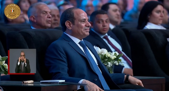 بالفيديو.. الرئيس السيسي يشهد افتتاح عدد من المشروعات التنموية والخدمية بمحافظة المنيا