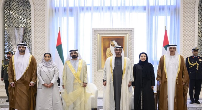4 وزراء يؤدون اليمين الدستورية أمام رئيس الإمارات ونائبه