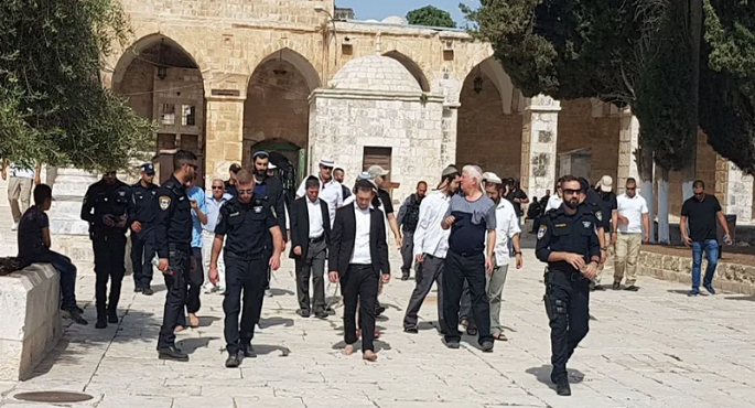 1251 مستوطنا يقتحمون باحات المسجد الأقصى بقيادة وزير الأمن القومى الإسرائيلى
