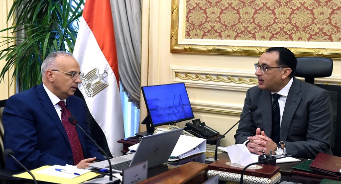 بالصور.. رئيس الوزراء يلتقي وزير الري لمتابعة عدد من ملفات عمل الوزارة