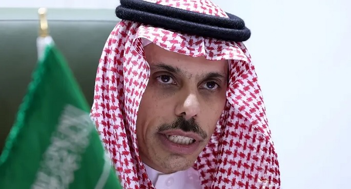 وزيرا خارجية السعودية وإيران يتفقان هاتفيا على الاجتماع قريبا