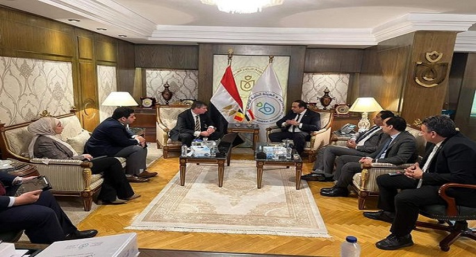 بالصور.. رئيس هيئة الرعاية الصحية يبحث مع السفير البلجيكي تعزيز التعاون