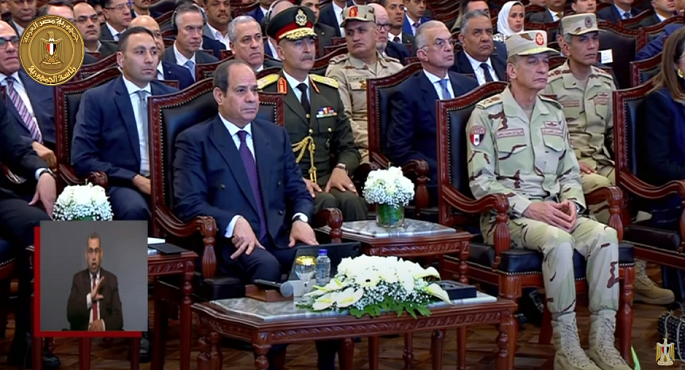 بالفيديو .. الرئيس السيسي يشهد افتتاح مجمع مصانع الأسمدة الأزوتية بالعين السخنة