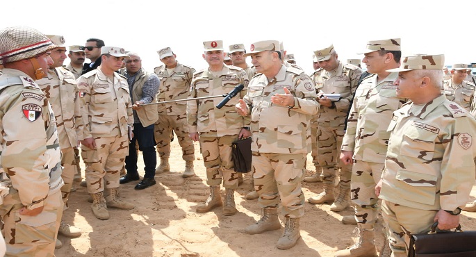 رئيس الأركان يشهد بياناً للتكتيكات الصغرى والمهارة في الميدان لإحدى تشكيلات الجيش الثاني الميداني