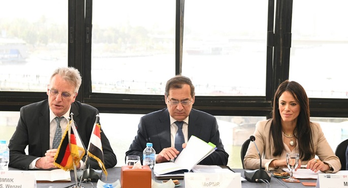 الملا : مصر وألمانيا توليان أهمية لعقد شراكات واتفاقيات في مجال الطاقة