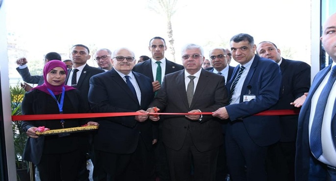 بدعم من القيادة السياسية.. وزير التعليم العالي ورئيس جامعة القاهرة يفتتحان المستشفى الجنوبي بمعهد الأورام