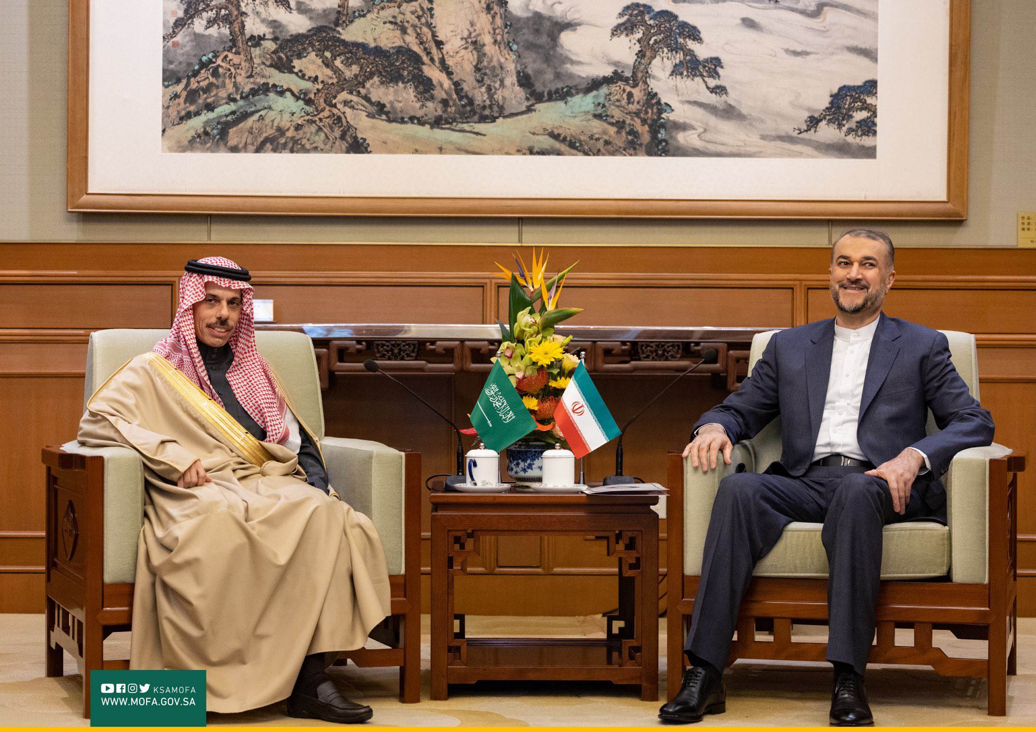 السعودية وإيران تبحثان سبل تنفيذ الاتفاق الصيني في بكين