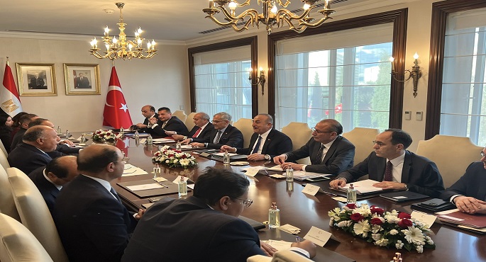 بالصور.. بدء المباحثات الثنائية بين وفدي مصر وتركيا برئاسة الوزيرين شكري وتشاووش أوغلو