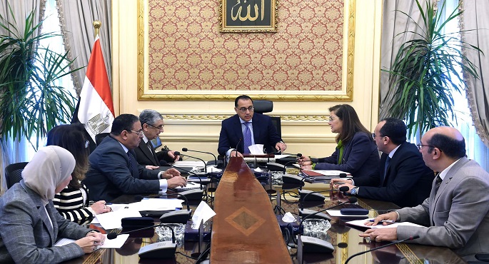 بالصور .. رئيس الوزراء يتابع موقف إتاحة التغذية الكهربائية لعدد من المشروعات التنموية