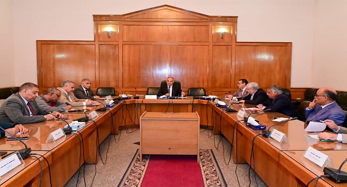 بالصور.. وزير الري يتابع الإستعدادات الحالية لفترة أقصى الإحتياجات ومتابعة المناسيب والتصرفات بشبكة الترع والمصارف