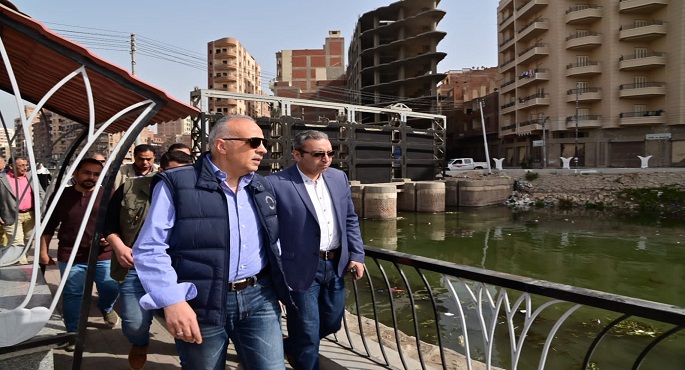 وزير الري يتفقد أعمال تطهير الترع بالغربية فى إطار الاستعداد لفترة أقصى الاحتياجات