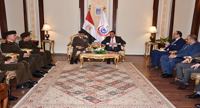 وزير الصحة يناقش مع مدير الإشارة أوجه الاستفادة من خدمات الشبكة الوطنية الموحدة للطوارئ والسلامة العامة