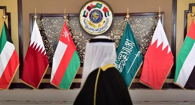 القمة الخليجية التشاورية تناقش القضايا المتعلقة بالمستجدات الإقليمية والدولية