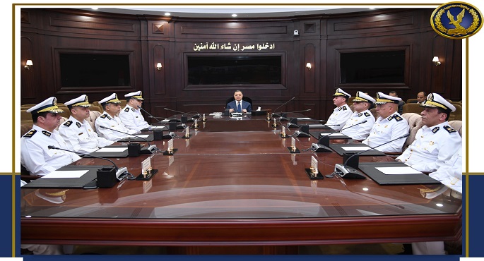 وزير الداخلية: انتشار أمني مكثف لتأمين احتفالات المواطنين بعيد الفطر المبارك