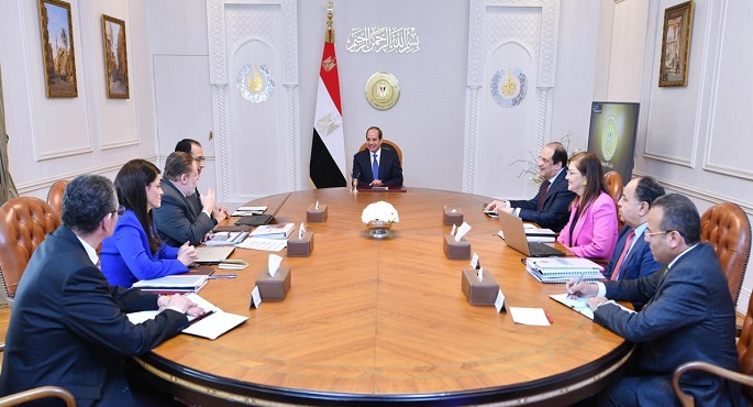 الرئيس السيسى يوجه بمواصلة الجهود المكثفة لاحتواء تداعيات الأزمة العالمية على الاقتصاد المصري