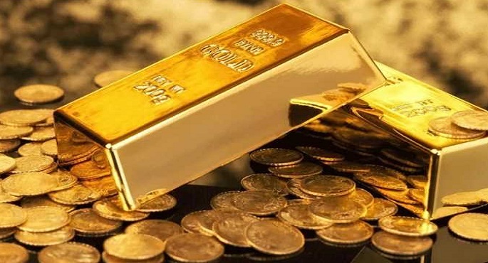 الذهب يصل إلى أعلى مستوياته في 6 أشهر مع تراجع الدولار