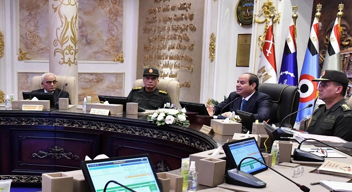 بالصور.. الرئيس السيسي يشهد جانبا من اختبارات المتقدمين للالتحاق بوظائف بوزارة التربية والتعليم
