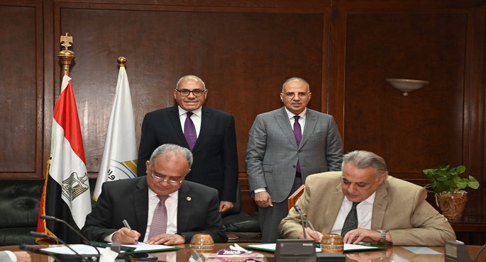 بالصور.. توقيع بروتوكول تعاون بين وزارة الموارد المائية والهيئة العربية للتصنيع