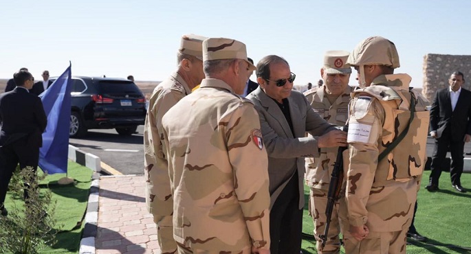 الرئيس السيسي يتفقد قوة اللواء 116 الفرقة 23 الجيش الثالث الميداني
