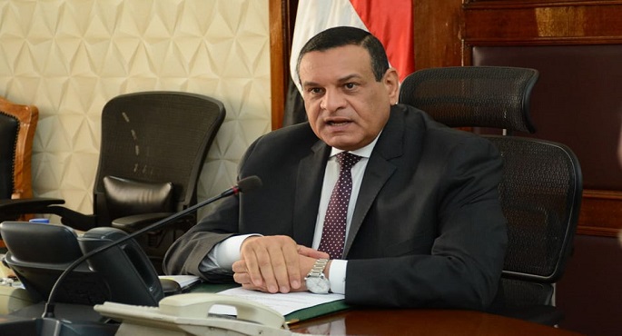 وزير التنمية المحلية يوجه المحافظات باستمرار تطبيق المواعيد الصيفية لفتح وغلق المحال التجارية والمطاعم