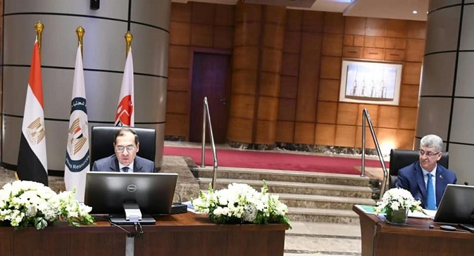 الملا : تطوير الكوادر البشرية هو العامل الرئيسي في استمرار الاداء الناجح