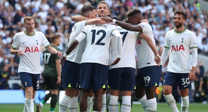 تعادل توتنهام مع مانشستر يونايتد 2-2 في الدوري الإنجليزي