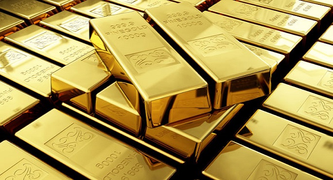الذهب يزداد بريقا مع هبوط الدولار والبيانات الأمريكية في دائرة الضوء
