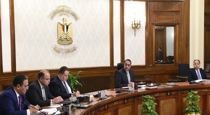 مدبولي يستعرض استراتيجية الرقابة المالية لتعزيز دور القطاع غير المصرفي بدعم الاقتصاد