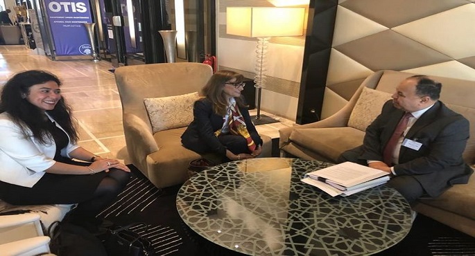 وزير المالية يلتقي بمدير مركز السياسة الضريبية والإدارة بمنظمة التعاون الاقتصادي والتنمية
