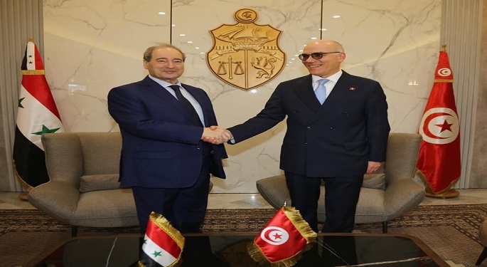 وزير الخارجية التونسي يستقبل نظيره السوري