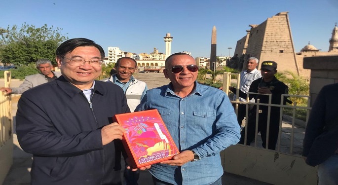 بالصور.. وزير الثقافة والسياحة الصيني يزور عددا من المواقع الأثرية بالأقصر