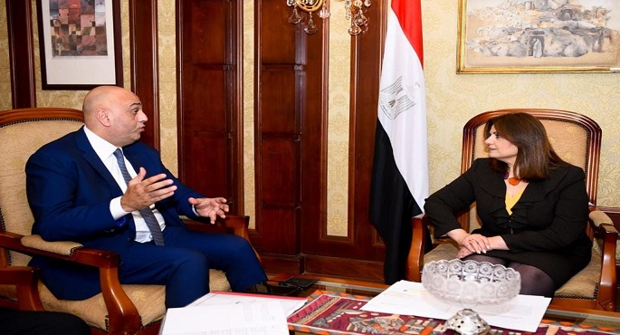 وزيرة الهجرة تبحث مع رئيس جهاز تنمية المشروعات المتوسطة والصغيرة أوجه التعاون المشترك