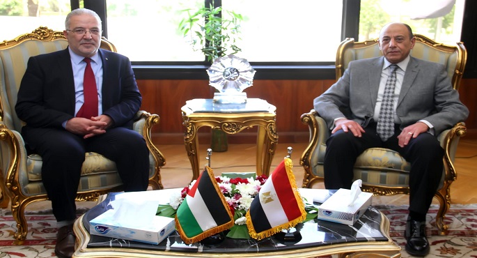 بالصور .. وزير الطيران المدني يبحث مع وزير النقل الفلسطيني الاستعدادات اللازمة لنقل الحجاج الفلسطينيين إلى الأراضي المقدسة