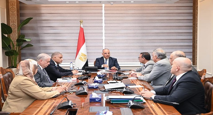 وزير الري: متابعة أعمال التفتيش الفني والمالي والإداري بالوزارة لتحقيق الرقابة على المشروعات