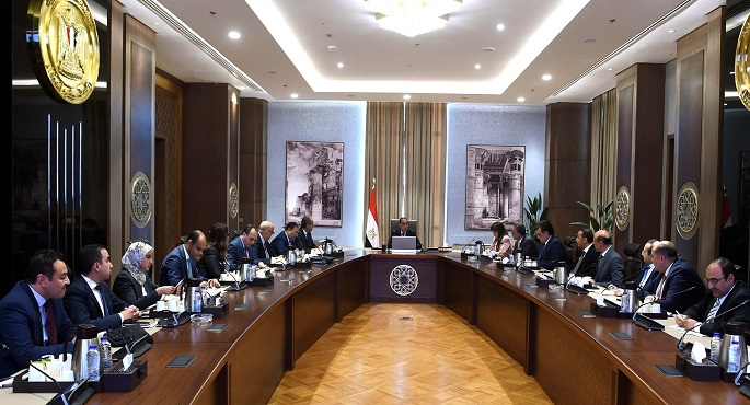 بالصور.. رئيس الوزراء يوجه بإعداد رؤية موحدة بشأن دفع ملف عمل الشركات الناشئة