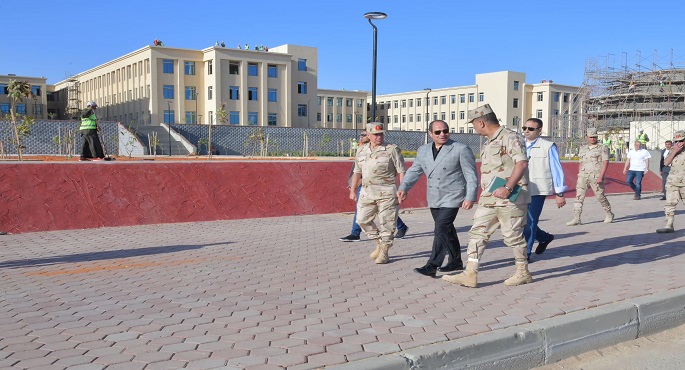 بالفيديو والصور.. الرئيس السيسي يتفقد الأكاديمية العسكرية المصرية وعددا من المنشآت بمقر القيادة الاستراتيجية بالعاصمة الإدارية