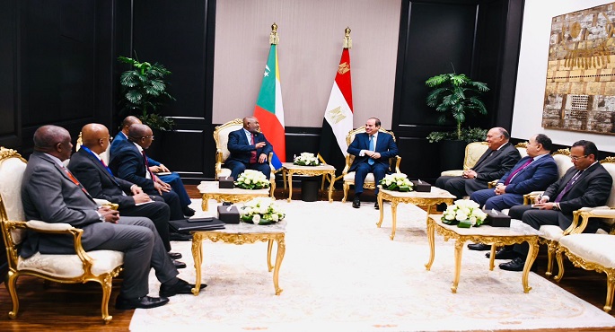 الرئيس السيسي يبحث مع رئيس جمهورية جزر القمر سبل تعزيز العلاقات بين البلدين