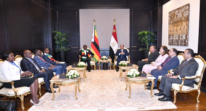 الرئيس السيسي يؤكد الأهمية التي توليها مصر لتعزيز العلاقات التي تربطها بزيمبابوي في مختلف المجالات