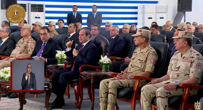 السيسي خلال افتتاح مصانع إنتاج الكوارتز بالسويس: ضخ الاستثمارات يزيد الإنتاج والتصدير ويخفض فاتورة الاستيراد
