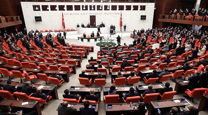 قبل أيام من الانتخابات البرلمانية .. خريطة التحالفات السياسية في تركيا