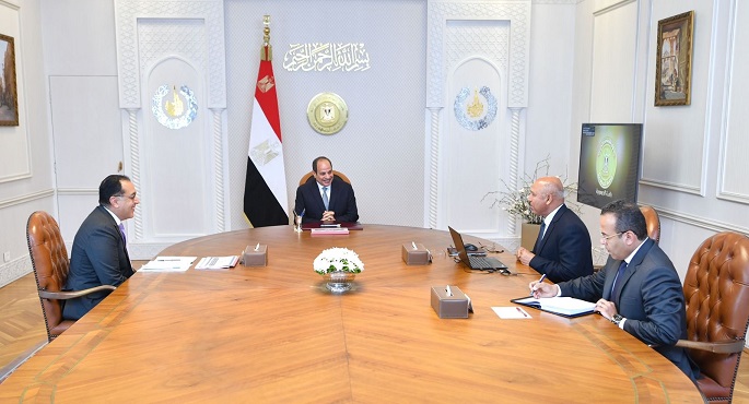الرئيس السيسي يتابع جهود الدولة والقطاع الخاص المحلي والأجنبي لإنشاء محاور لوجستية تنموية متكاملة