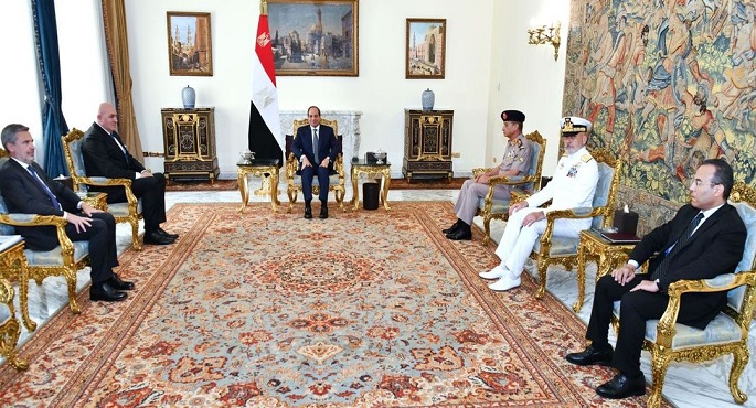 الرئيس السيسي يستقبل وزير الدفاع الإيطالي